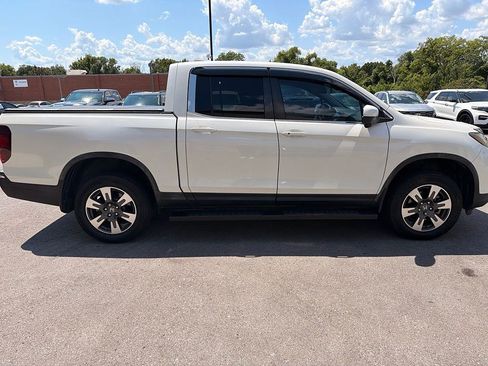 Used 2017 Honda Ridgeline RTL-T image 4