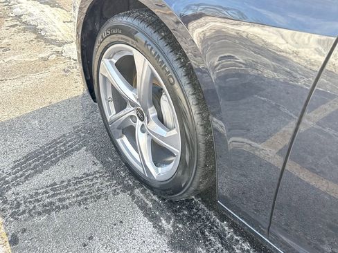 Used 2024 Audi A6 Premium Plus image 12