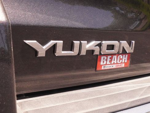 Used 2018 GMC Yukon Denali RWD image 11