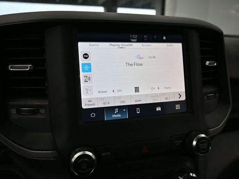 Used 2024 RAM 3500 Tradesman w/ Chrome Appearance Group image 23