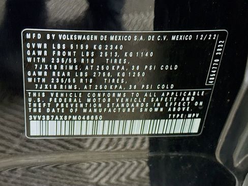 Used 2023 Volkswagen Tiguan SE FWD image 35