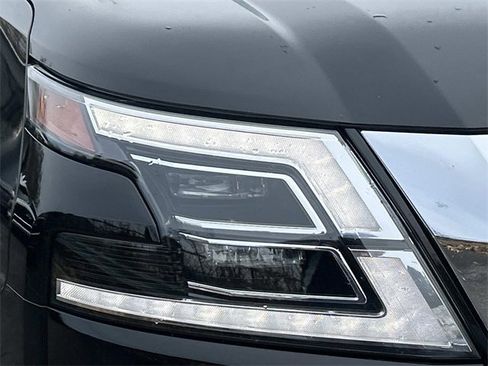 Used 2024 Nissan Armada Platinum w/ Cargo Package image 9