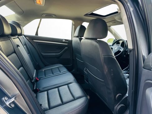 Used 2008 Volkswagen Jetta SE FWD image 8