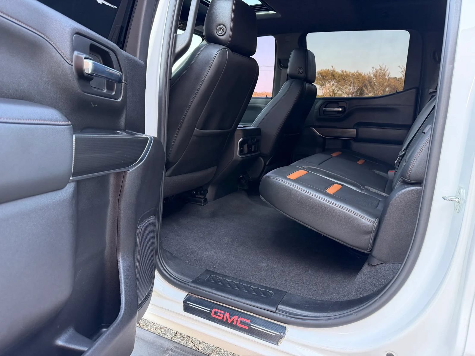 Used 2020 GMC Sierra 1500 AT4 w/ AT4 Premium Package AWD/4WD image 25