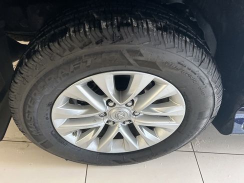 Used 2018 Lexus GX 460 image 20