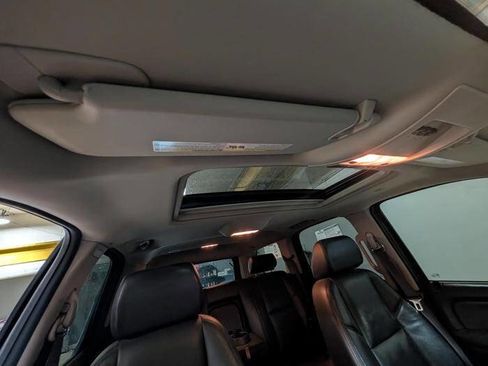 Used 2009 Chevrolet Tahoe LTZ AWD/4WD image 31