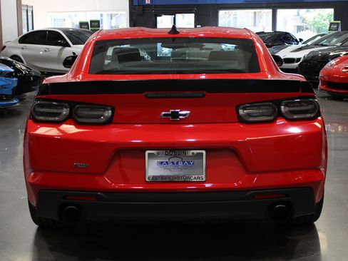 Used 2019 Chevrolet Camaro LT w/ 1LE Track Performance Package RWD image 14