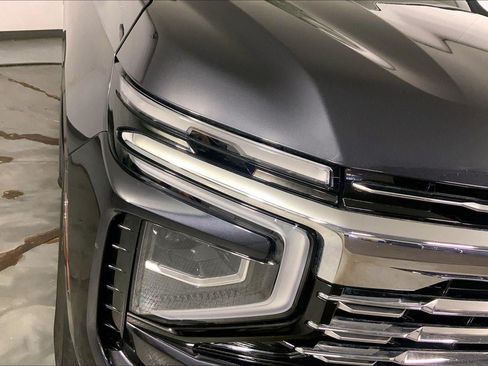 Used 2025 Chevrolet Tahoe Premier AWD/4WD image 27