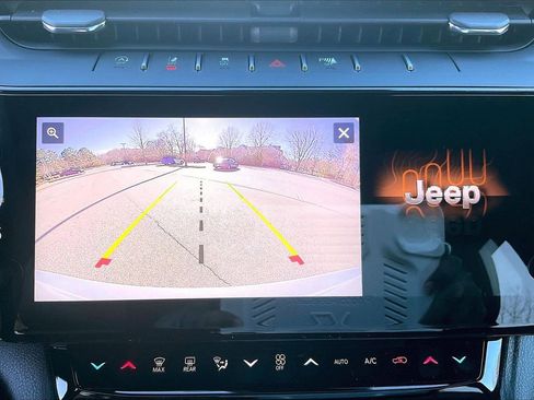 New 2026 Jeep Grand Cherokee Limited w/ Limited Altitude Package AWD/4WD image 14