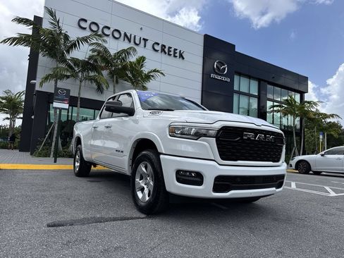 Used 2025 RAM 1500 Big Horn AWD/4WD image 30