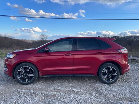 Used 2020 Ford Edge ST w/ Cold Weather Package image 8