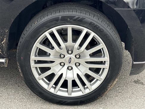 Used 2024 Ford Expedition Max Limited image 11