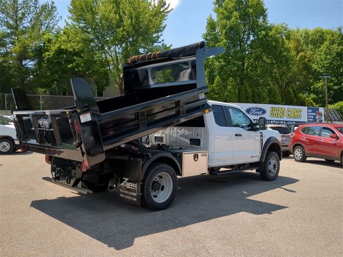 New 2024 Ford F550 4x4 SuperCab Super Duty image 3