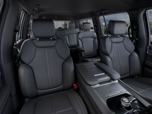 New 2025 Jeep Wagoneer Series II image 23