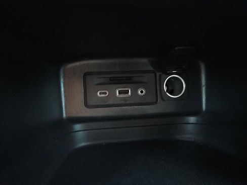 Used 2024 Chevrolet Equinox LT image 31