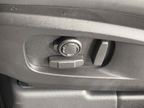 New 2026 Land Rover Defender 110 S image 24