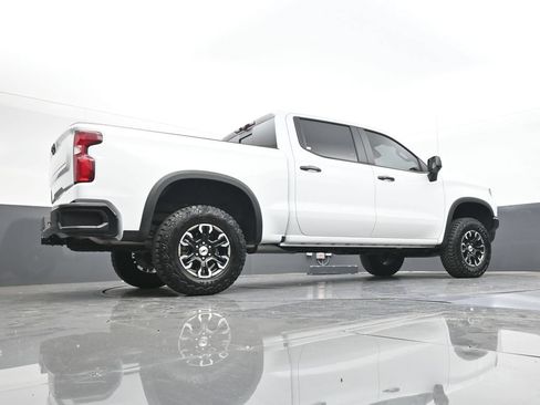 Used 2024 Chevrolet Silverado 1500 ZR2 w/ Technology Package AWD/4WD image 49