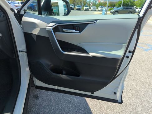 Used 2024 Toyota RAV4 XLE w/ Convenience Package FWD image 35