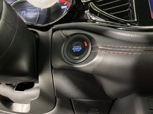 Used 2021 Dodge Durango R/T w/ Blacktop Package AWD/4WD image 27