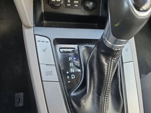 Used 2020 Hyundai Elantra Value Edition image 35