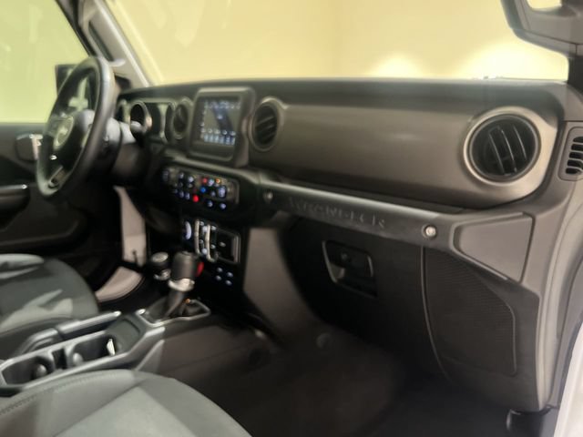 Used 2018 Jeep Wrangler Unlimited Sport S AWD/4WD image 23