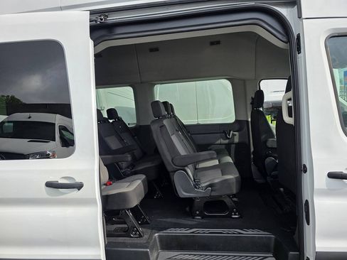 Used 2024 Ford Transit 350 XLT RWD image 20
