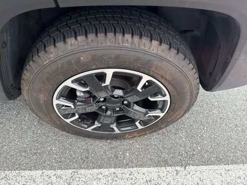 Used 2023 Jeep Renegade Latitude image 5