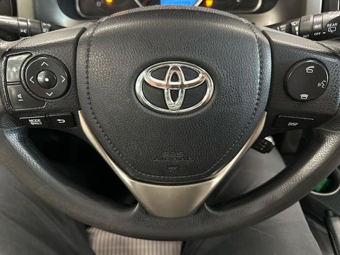 Used 2014 Toyota RAV4 XLE AWD/4WD image 17