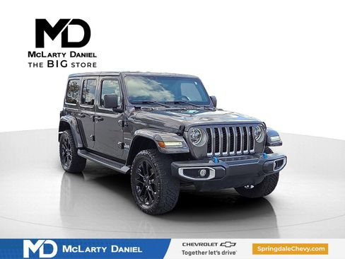 Used 2022 Jeep Wrangler Unlimited Sahara w/ Cold Weather Group image 1