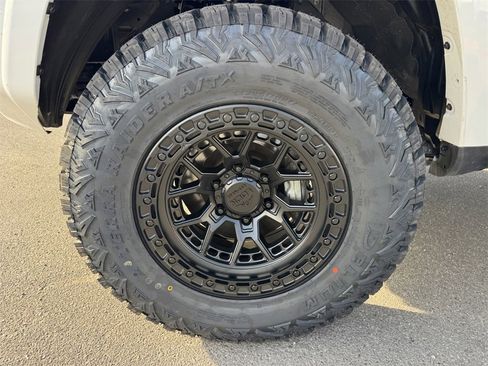 Used 2024 Toyota 4Runner SR5 image 13