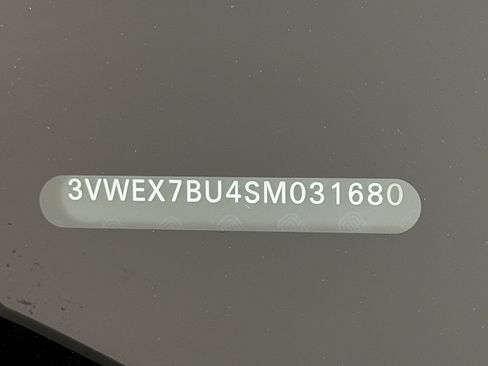 Used 2025 Volkswagen Jetta SE FWD image 20