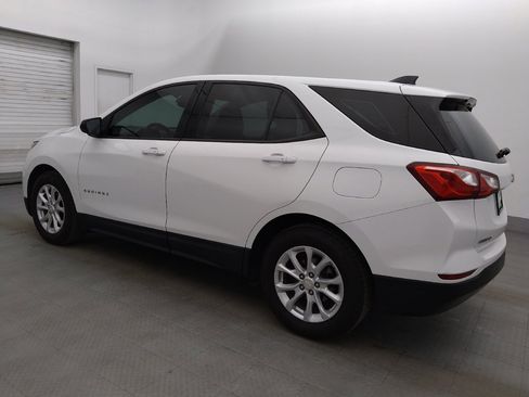 Used 2019 Chevrolet Equinox LS FWD image 3