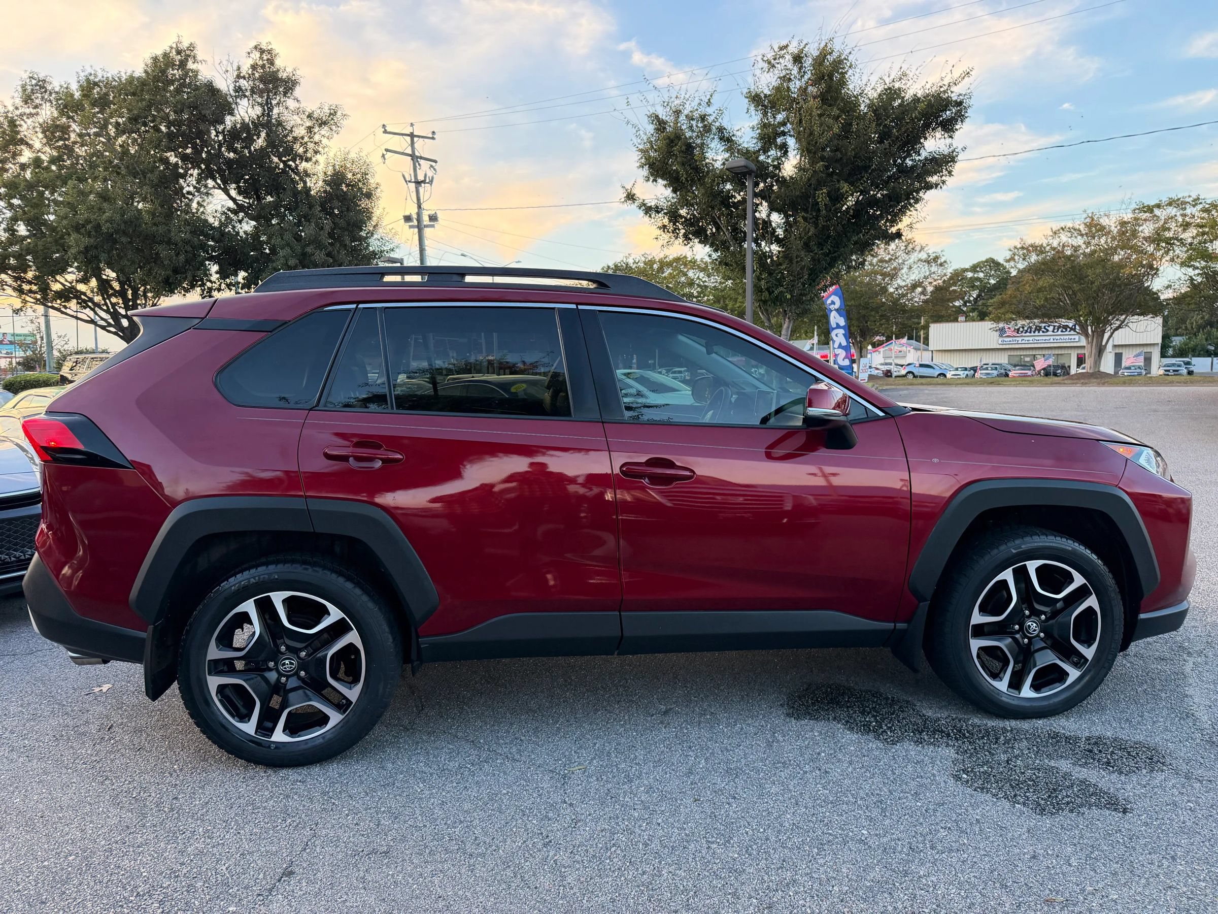 Used 2019 Toyota RAV4 Adventure AWD/4WD image 7