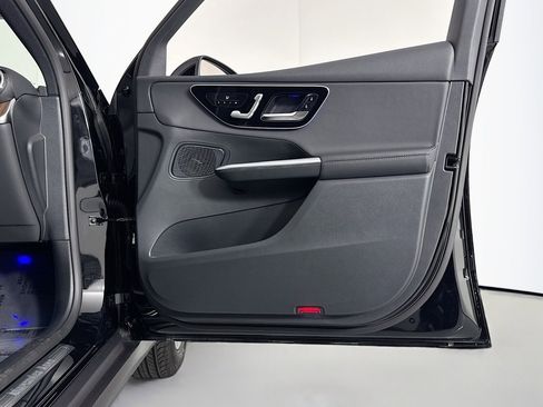 New 2026 Mercedes-Benz GLC 300 4MATIC image 23