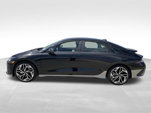 Used 2024 Hyundai Ioniq 6 SEL RWD image 7