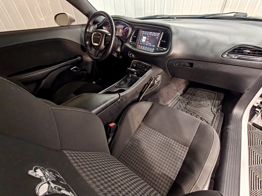 Used 2018 Dodge Challenger R/T Scat Pack RWD image 24