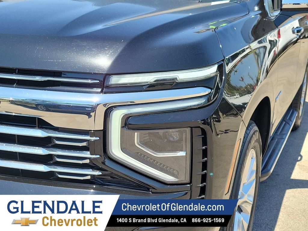 Certified 2025 Chevrolet Tahoe Premier AWD/4WD image 17