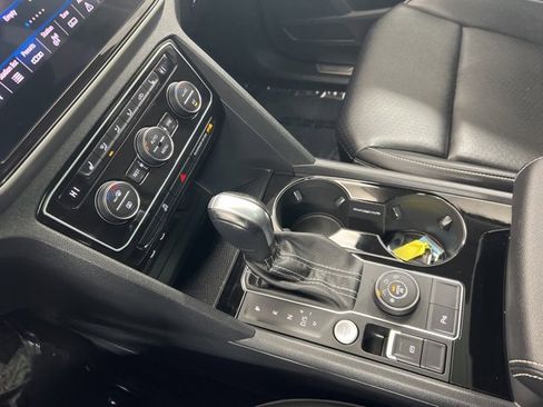 Used 2022 Volkswagen Atlas SEL image 20