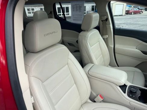 Used 2023 GMC Acadia Denali w/ Denali Ultimate Package image 38