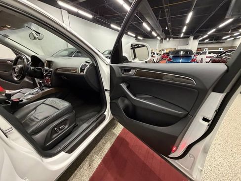 Used 2014 Audi Q5 2.0T Premium w/ Lighting Package AWD/4WD image 29