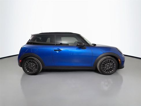 Certified 2025 MINI Cooper S FWD image 4