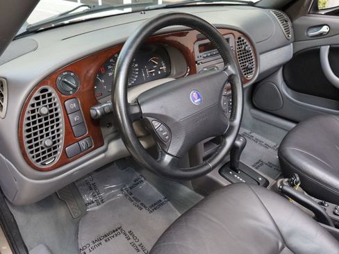Used 2003 Saab 9-3 SE FWD image 34