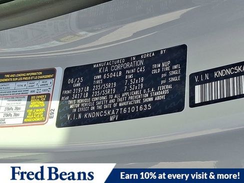 New 2026 Kia Carnival EX image 16