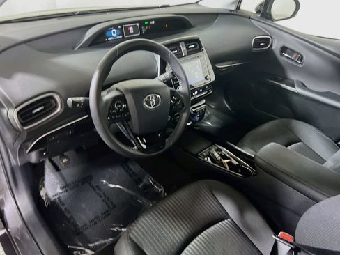 Certified 2021 Toyota Prius Prime LE w/ Carpet Mat Package (TMS) FWD image 9