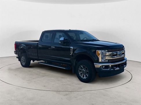 Used 2017 Ford F350 Lariat w/ Lariat Ultimate Package image 6