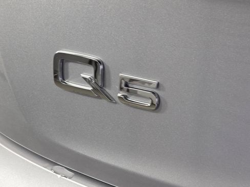 Certified 2023 Audi Q5 2.0T Premium w/ Convenience Package AWD/4WD image 11