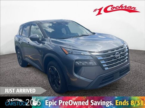 Used 2024 Nissan Rogue SV AWD/4WD image 1