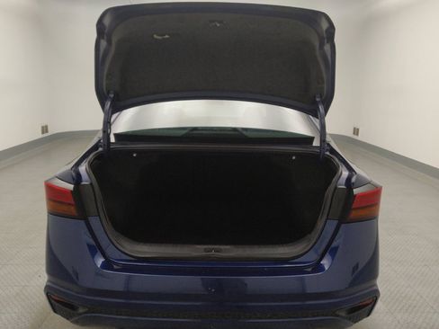 Used 2020 Nissan Altima 2.5 S FWD image 29