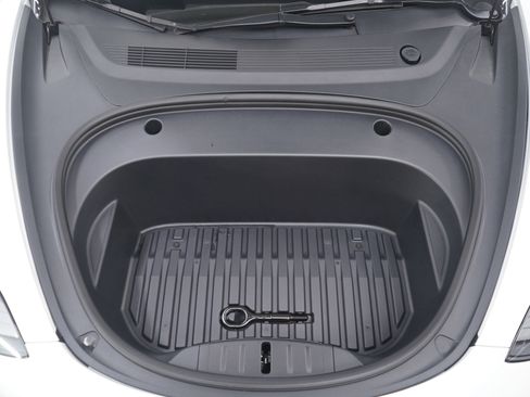 Used 2022 Tesla Model 3 Performance image 30