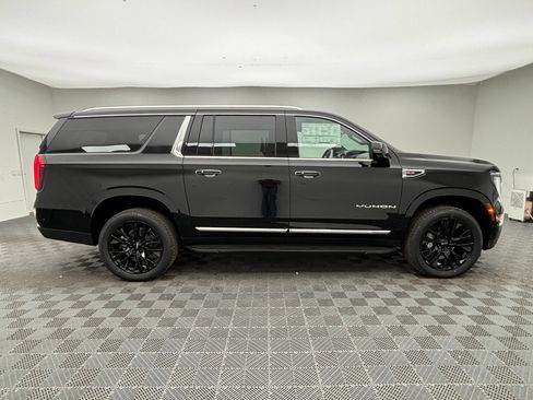 New 2026 GMC Yukon XL Elevation w/ Elevation Premium Package AWD/4WD image 10